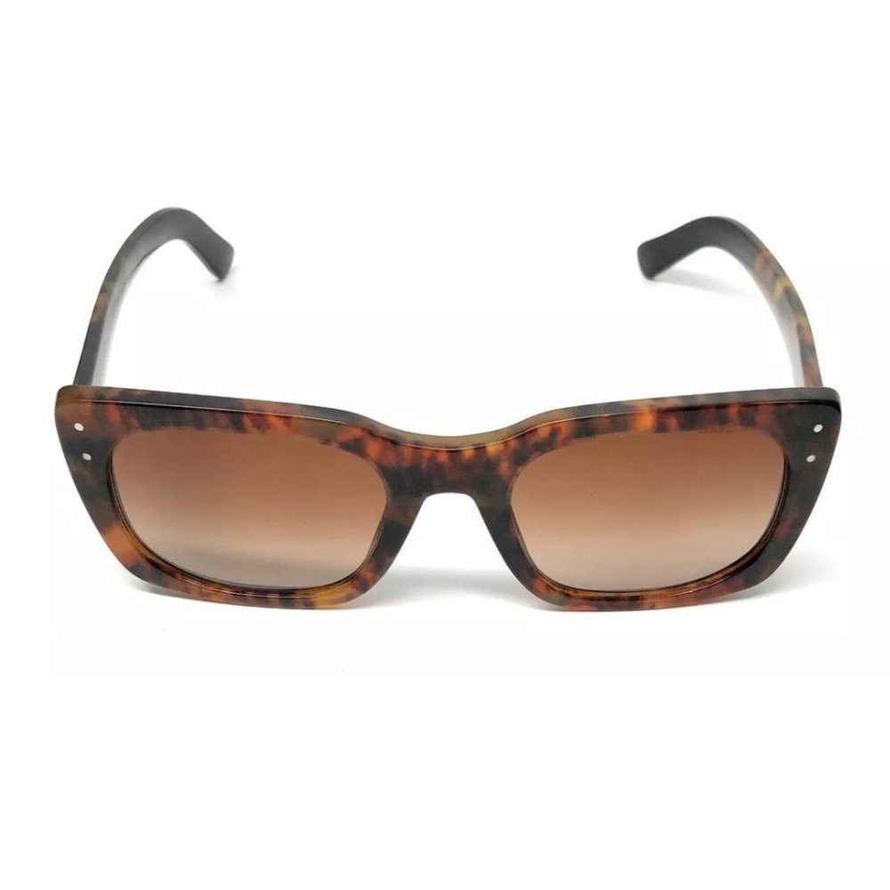 Burberry Women's Havana Sunglasses! - Picture 2 of 3